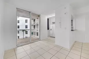 1 Glen Royal Pkwy, Miami, FL 33125 - Photo 4