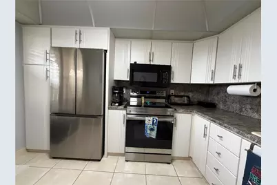 2304 Lucaya Lane #L4, Coconut Creek, FL 33066 - Photo 22