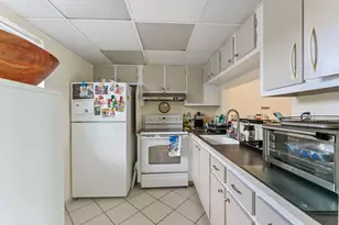 9400 Lime Bay Blvd, Tamarac, FL 33321 - Photo 4