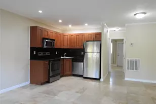 1872 NE 46th St, Fort Lauderdale, FL 33308 - Photo 8