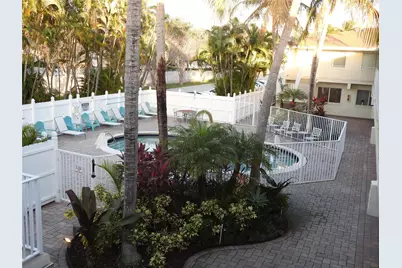 1872 NE 46th Street #D12, Fort Lauderdale, FL 33308 - Photo 2