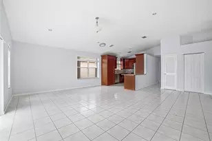 711 NW 182nd Way, Pembroke Pines, FL 33029 - Photo 6