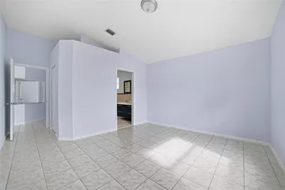 711 NW 182nd Way, Pembroke Pines, FL 33029 - Photo 10