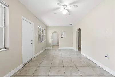 842 NW 25th Avenue, Fort Lauderdale, FL 33311 - Photo 4