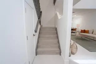 713 SE 1st Ct, Pompano Beach, FL 33060 - Photo 12