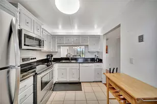 3591 N Environ Blvd, Lauderhill, FL 33319 - Photo 10