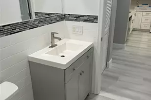 2731 NE 28th Ct, Pompano Beach, FL 33064 - Photo 30