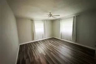 9602 NW 72nd St, Tamarac, FL 33321 - Photo 18