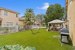 904 NW 126th Ave, Coral Springs, FL 33071 - Photo 1