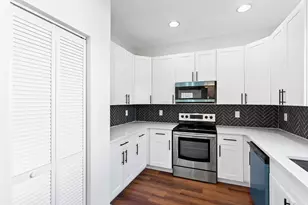 904 NW 126th Ave, Coral Springs, FL 33071 - Photo 16