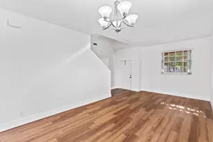904 NW 126th Ave, Coral Springs, FL 33071 - Photo 6