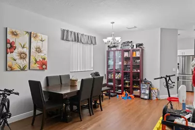 904 NW 126th Avenue, Coral Springs, FL 33071 - Photo 8