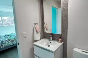 3221 NE 8th St, Pompano Beach, FL 33062 - Photo 34