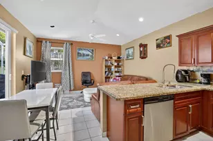 226 NW 75th Way, Plantation, FL 33317 - Photo 10