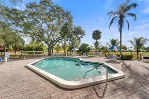 3800 N Hills Dr, Hollywood, FL 33021 - Photo 34