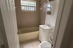 750 NW 56th St, Miami, FL 33127 - Photo 8