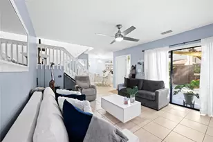 3387 Cocoplum Cir, Pompano Beach, FL 33063 - Photo 10