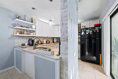 3387 Cocoplum Circle, Pompano Beach, FL 33063 - Photo 8