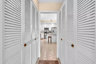 5800 NW 83rd Terrace, Tamarac, FL 33321 - Photo 6