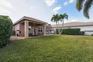 127 Casa Grande Ct, Palm Beach Gardens, FL 33418 - Photo 2