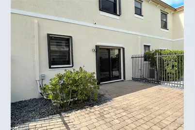 4678 Santa Cruz Way, Davie, FL 33314 - Photo 16