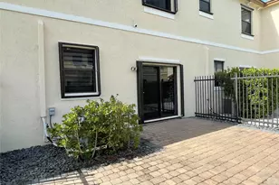 4678 Santa Cruz Way, Davie, FL 33314 - Photo 16