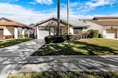 4928 S Boxwood Circle, Boynton Beach, FL 33436 - Photo 1