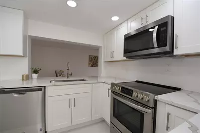 1831 Sabal Palm Drive #407, Davie, FL 33324 - Photo 24