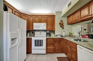 9629 NW 4th St, Coral Springs, FL 33071 - Photo 10