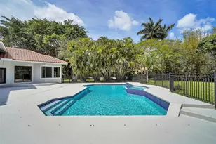 7685 NW 47th Dr, Coral Springs, FL 33067 - Photo 30