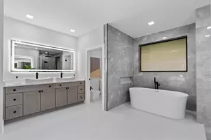 7685 NW 47th Dr, Coral Springs, FL 33067 - Photo 18