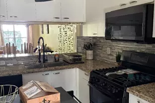 11050 Conch Ct, Tamarac, FL 33321 - Photo 12