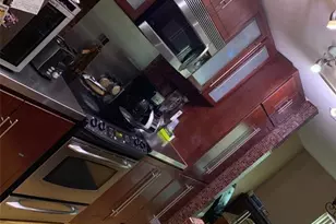 8244 NW 9th Ct, Plantation, FL 33324 - Photo 4