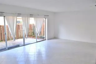 8237 NW 8th Ct, Plantation, FL 33324 - Photo 14