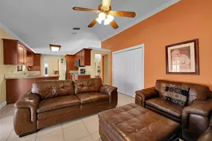 8321 NW 52nd St, Lauderhill, FL 33351 - Photo 14