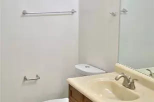 8237 NW 8th Ct, Plantation, FL 33324 - Photo 10