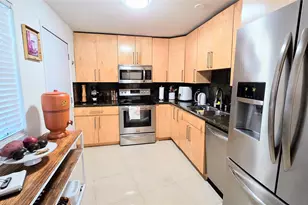 1351 NE 191st St, Miami, FL 33179 - Photo 4