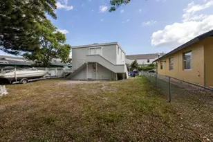 851 NW 4th Ave, Pompano Beach, FL 33060 - Photo 18