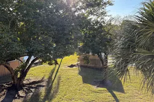 7275 Ashmont Cir, Tamarac, FL 33321 - Photo 10