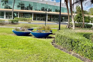 7275 Ashmont Cir, Tamarac, FL 33321 - Photo 18