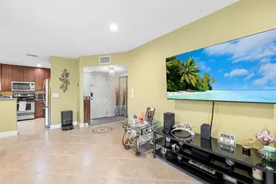 2963 Carambola Circle #2038, Pompano Beach, FL 33066 - Photo 8