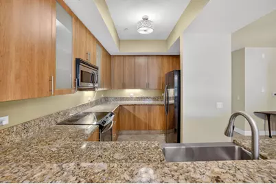 2633 NE 14th Avenue #101, Fort Lauderdale, FL 33334 - Photo 6