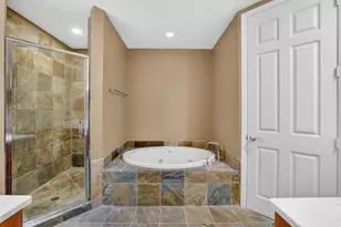 2633 NE 14th Ave, Wilton Manors, FL 33334 - Photo 16