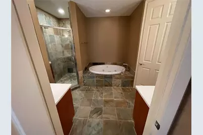 2633 NE 14th Avenue #101, Wilton Manors, FL 33334 - Photo 28