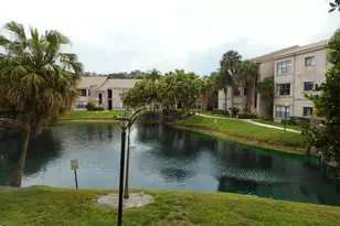 2926 S University Dr, Davie, FL 33328 - Photo 12