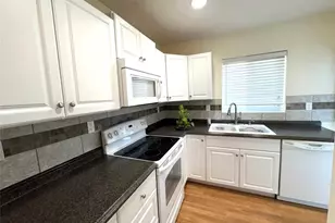 2100 NE 38th St, Lighthouse Point, FL 33064 - Photo 18