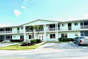 2100 NE 38th St, Lighthouse Point, FL 33064 - Photo 2