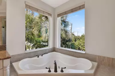 501 Golden Harbour Drive, Boca Raton, FL 33432 - Photo 38