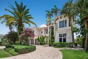 501 Golden Harbour Dr, Boca Raton, FL 33432 - Photo 2