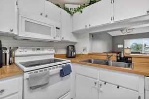 5511 Lakeside Dr, Margate, FL 33063 - Photo 20